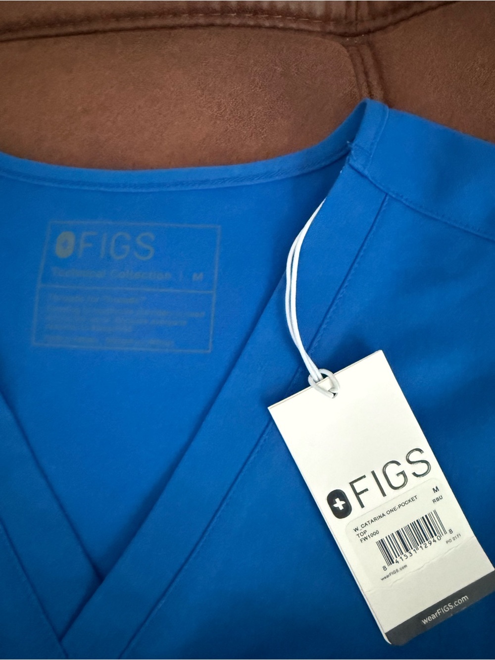 Figs Women's V-Neck Scrub Top in Royal Blue - Picture 6 of 6